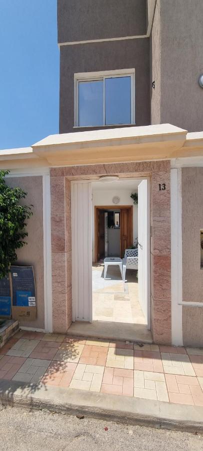 Villa L'Andalousia "10 Minutes From Airport" Ariana Exterior foto